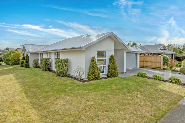 17 Ridgeway Avenue_0