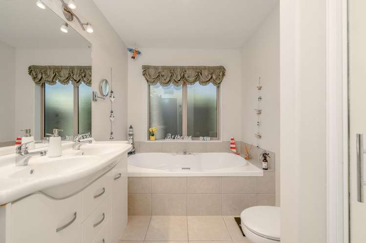3 Sandpiper Place Waimairi Beach_11