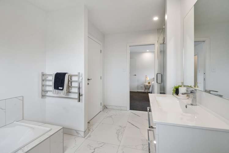 2 Serenity Crescent Kelvin Grove_14