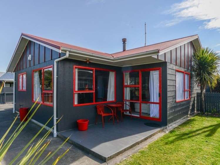 216 Chatham Road Flaxmere_13