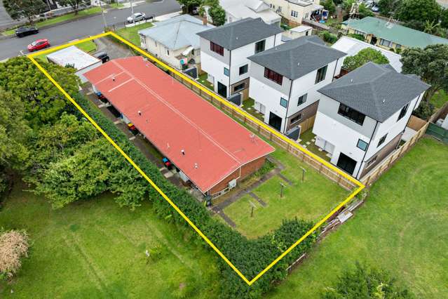 3 x Brick & Tile Units - Investment