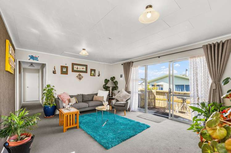14A Pohutukawa Drive Owhata_6