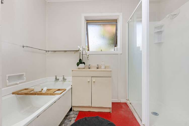 35 Lorenzen Bay Road Raglan_16