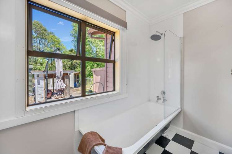 746 Wimbledon Rd Porangahau_17