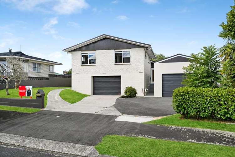 12 Resthill Crescent Glenview_27