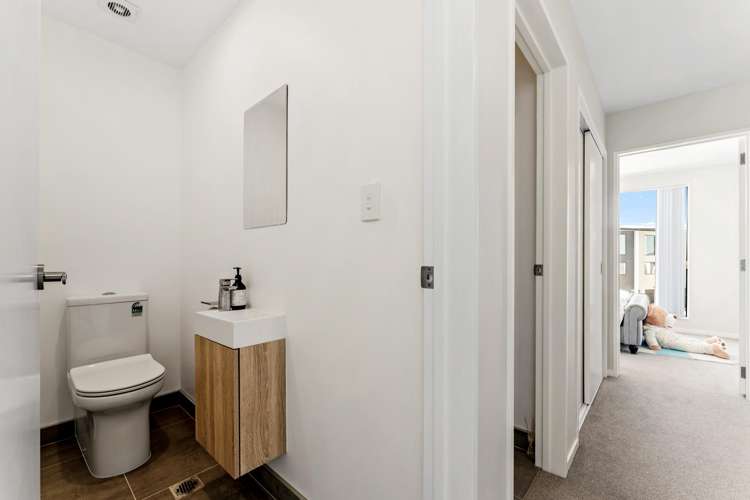 5c Colin Chester Drive Millwater_8