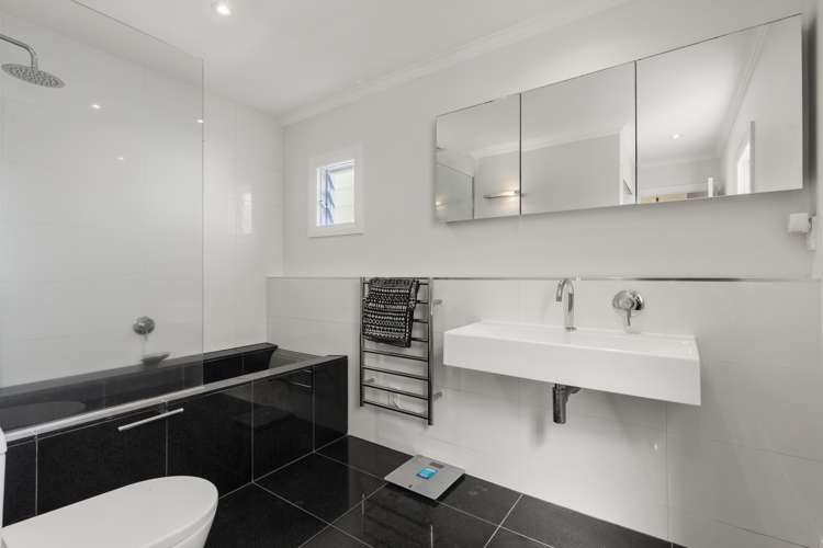 29 Aramoana Avenue Devonport_23