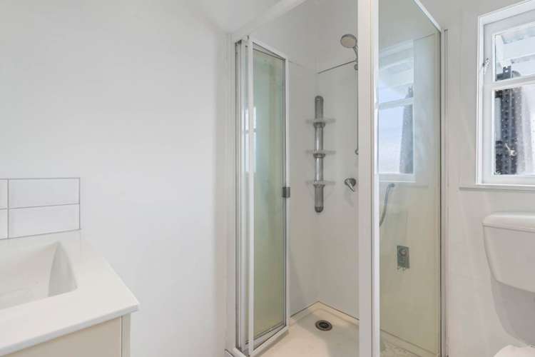 27 Kelwyn Road Kelston_14
