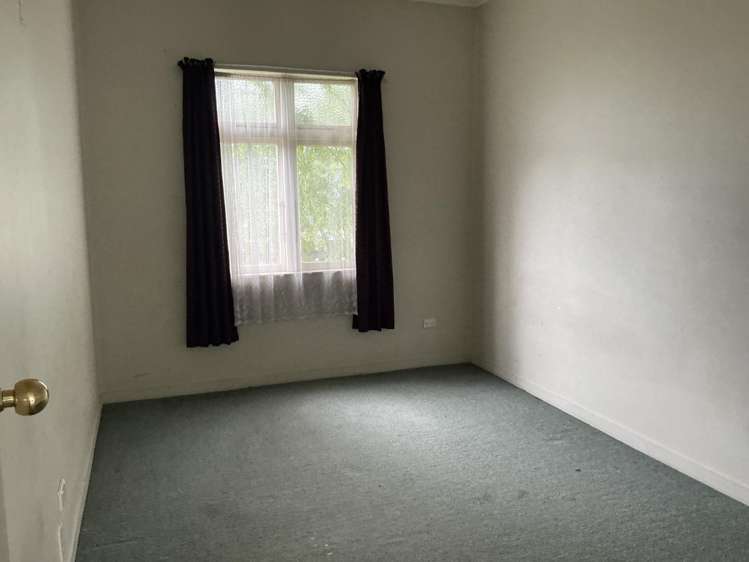 50 Kuripuni Street 10754_5