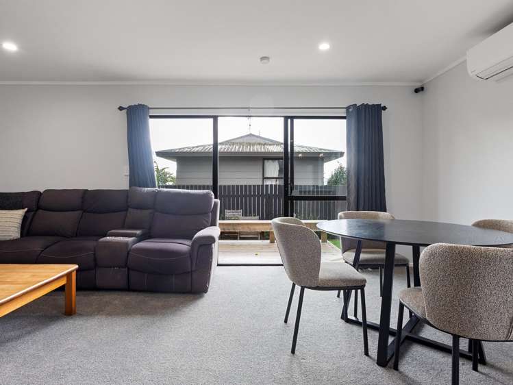 52B Lloyd Drive_4