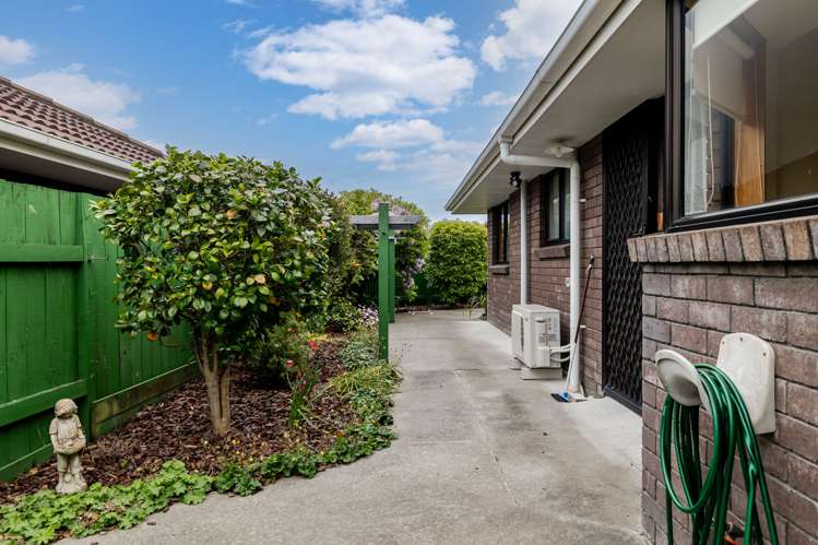 4 Seville Court Terrace End_24