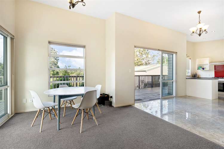 1021 Old North Road Waimauku_19