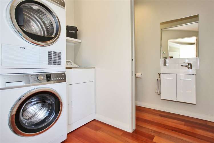 15 Woodville Street Edgeware_14