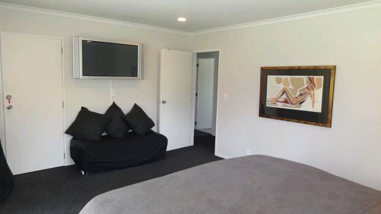 15 Savills Road Yaldhurst_12