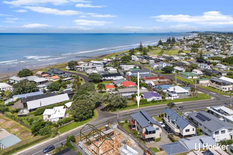 19 Beach Road Waihi Beach_26