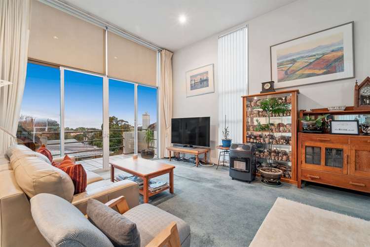 2/21 Eastcliffe Road Castor Bay_8