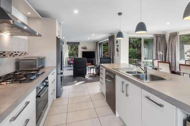 13 North Crest Drive_2