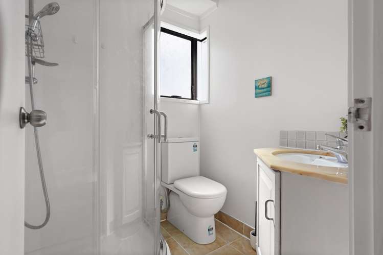 1A Charles Fox Place St Johns_17