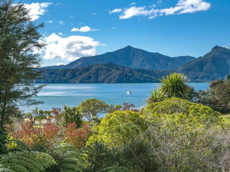 40 Moetapu Bay Road Anakiwa and Surrounds_13