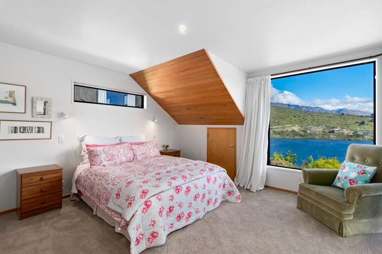 25 Golden Terrace Queenstown_21