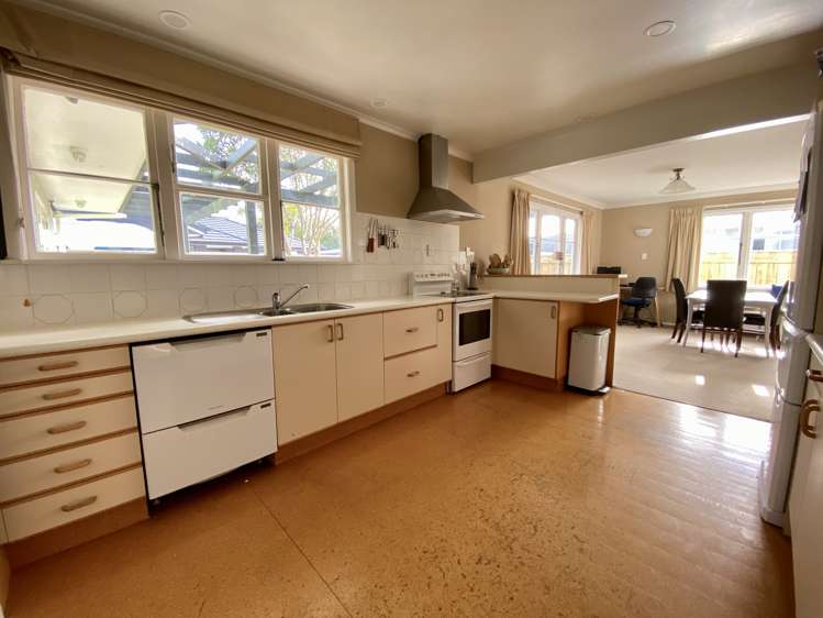 6A Surrey Crescent Hokowhitu_3