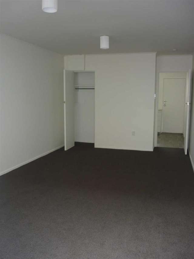 2/5 Richmond Street 10463_1