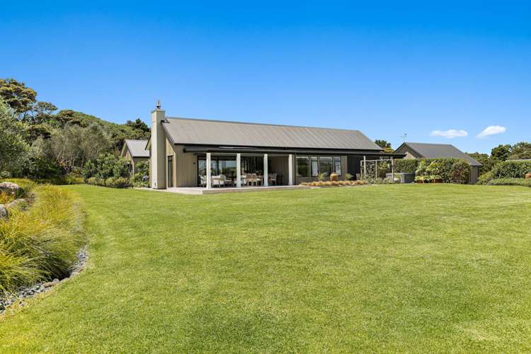 329 Whitmore Road Tawharanui Peninsula_15