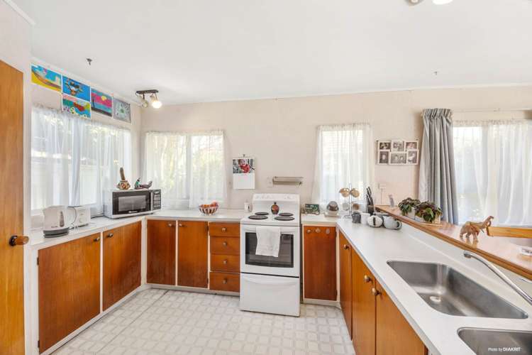 1/18 Tonar Street Northcote_6