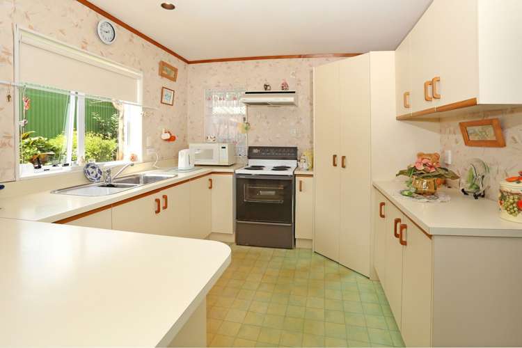 2/14 Orchid Place Te Atatu South_10