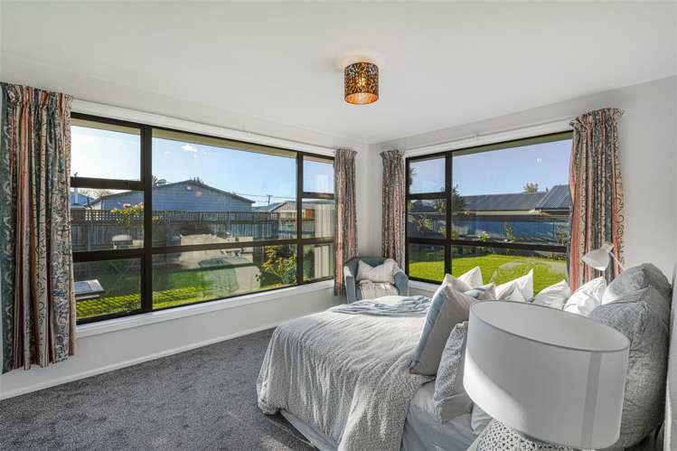 327 Ferry Road Waltham_9