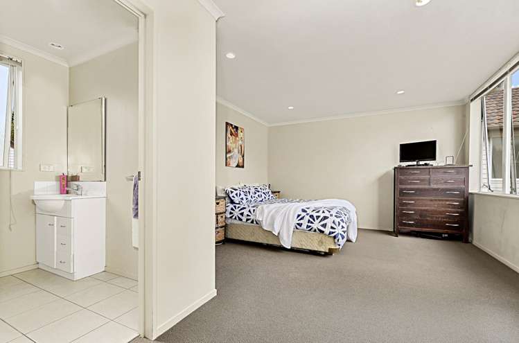 12 Sires Parkway Takanini_14