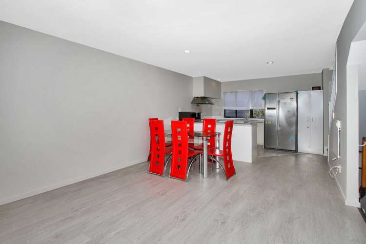 23/12 Ambrico Place New Lynn_9