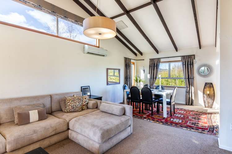 9 Armstrong Grove Hilltop_6