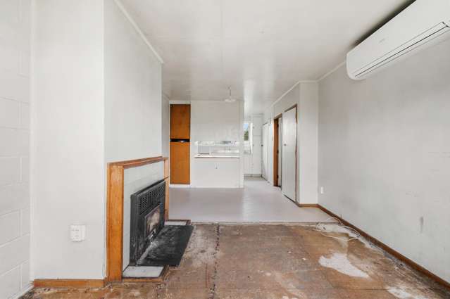 87 Ford Road Fordlands_3