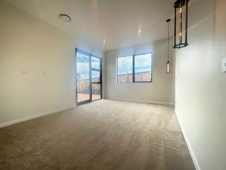 35 Tukutata Crescent Milldale_12