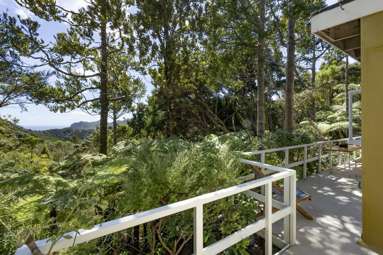 101-103 Lone Kauri Road_3