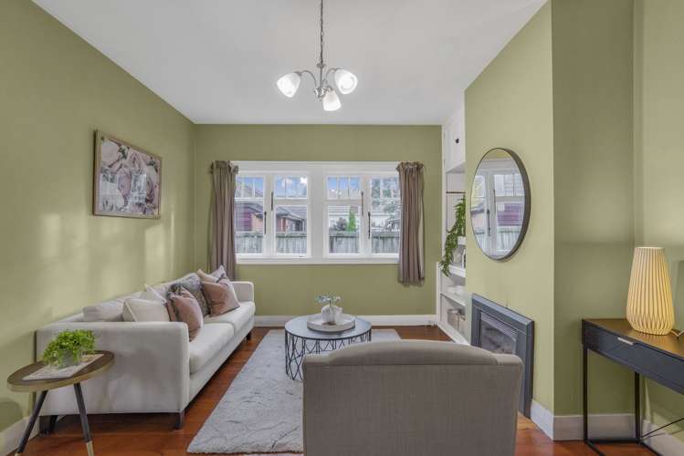 12 Pohutukawa Street Woburn_7