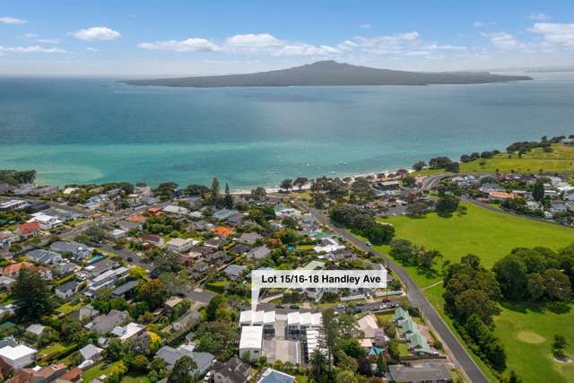 16-18 Handley Avenue Narrow Neck_1