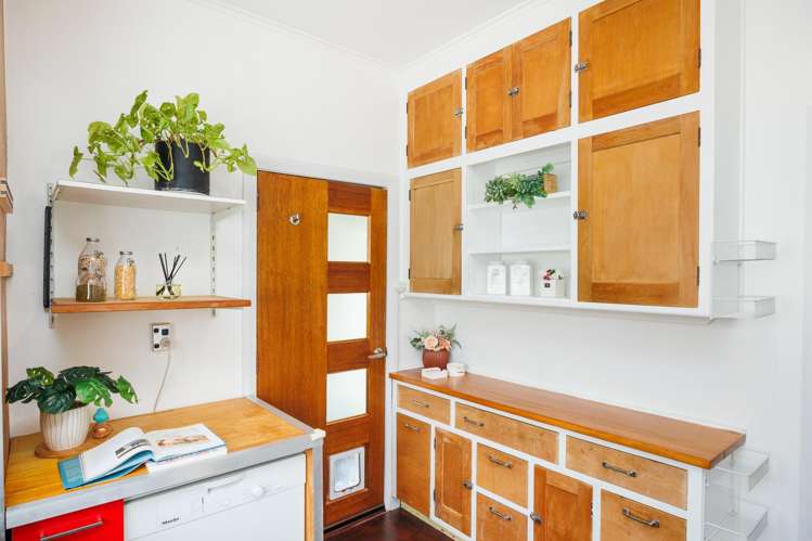 210 College Street West End_6