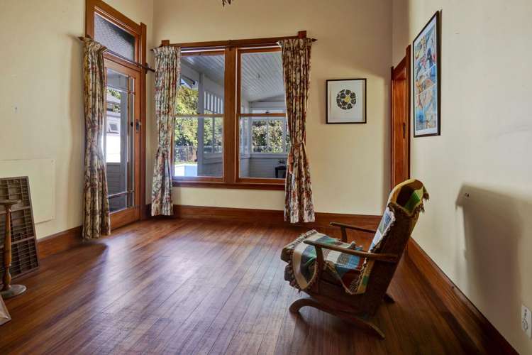 8 Hadfield Street Patea_17