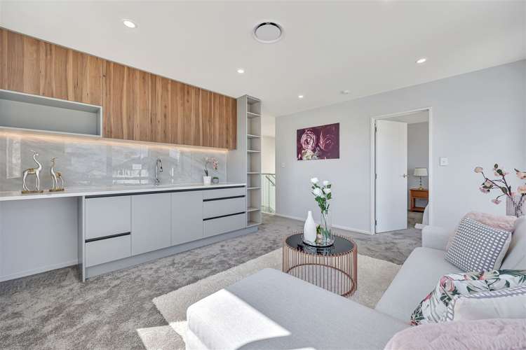 21 Bushfield Drive Flat Bush_18