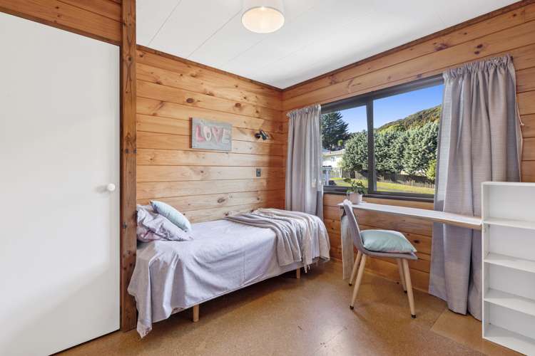 18 Oaklands Grove Clouston Park_12