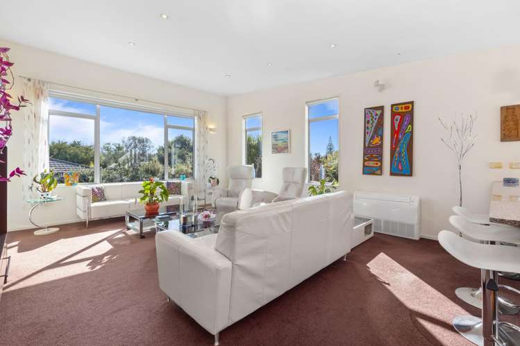 10 Veronica Close Red Beach_2