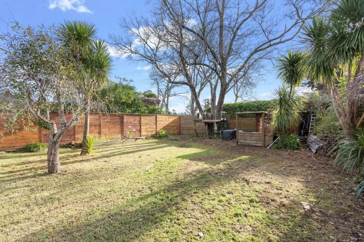 174 Henderson Valley Road Henderson_13