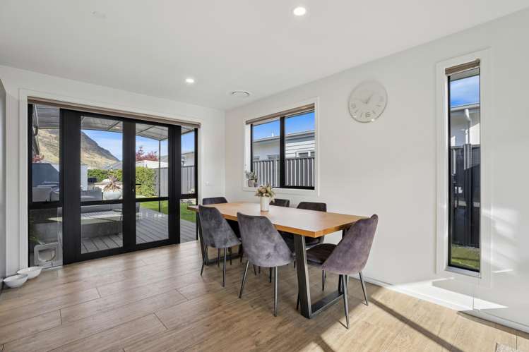 24 Risinghurst Terrace Lower Shotover_16