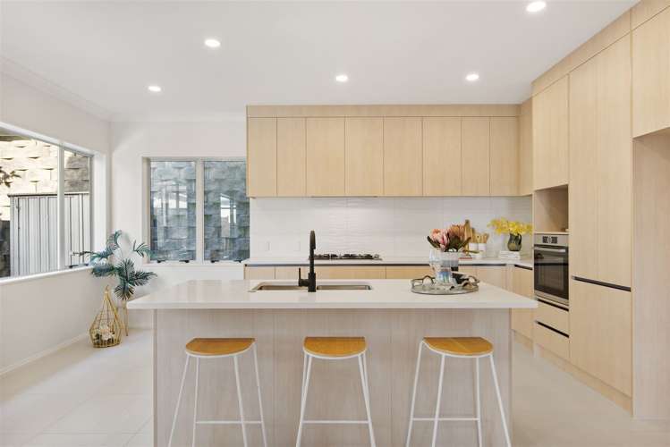 38 Jane Eyre Drive Somerville_12