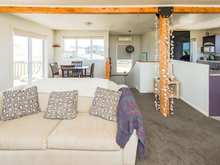 29 Nukumaru Parade Waiinu Beach_11