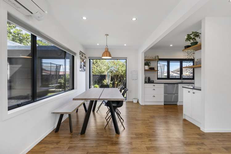 2/9 Steen Place Mangere Bridge_3