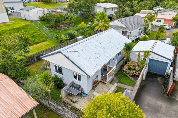 23 Meadowvale Rise Titirangi_18