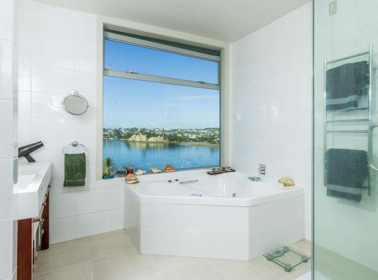 19 Clifton Road Browns Bay_8